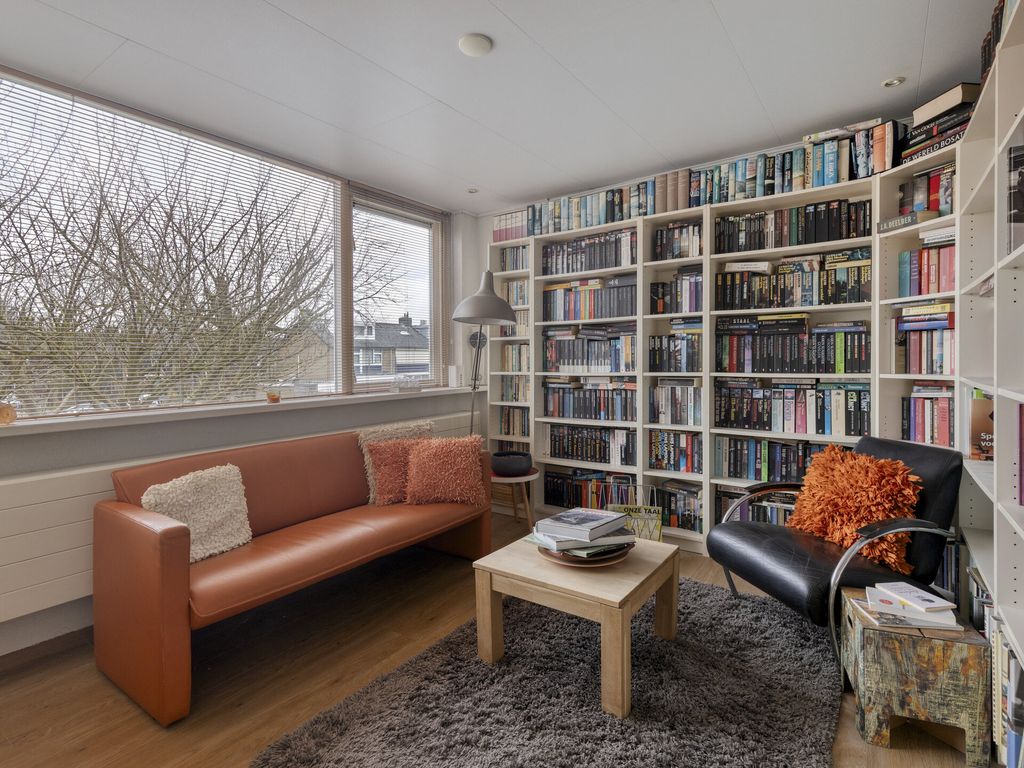 Zalmsteek 34, Hoogvliet