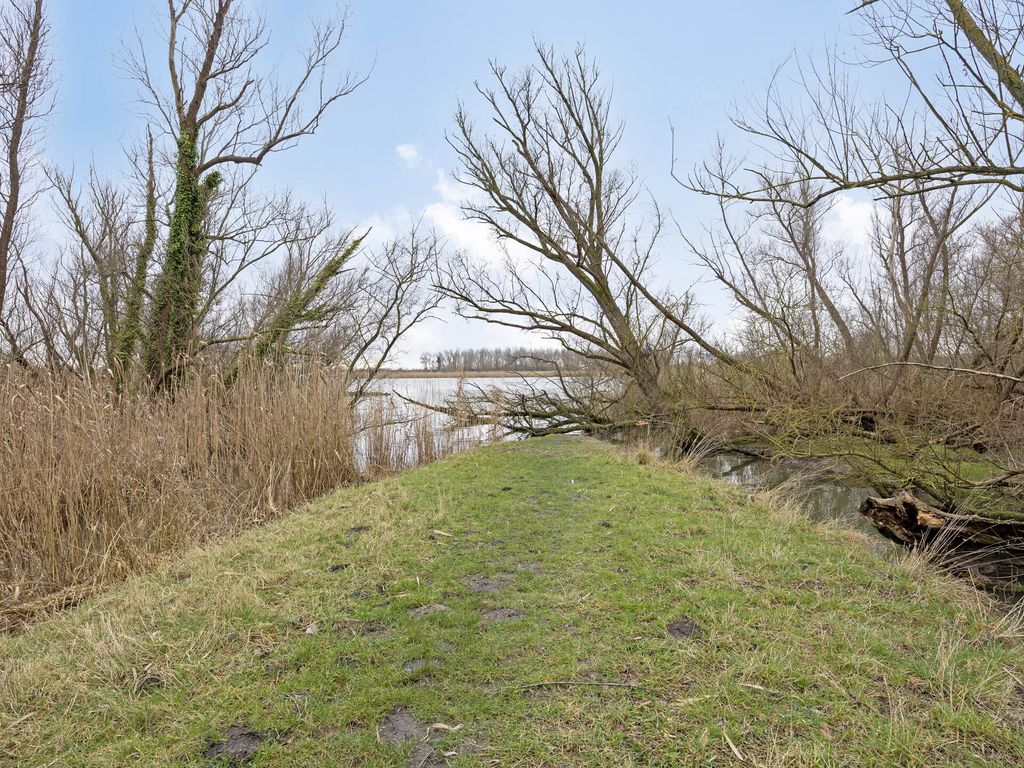 Zalmsteek 34, Hoogvliet