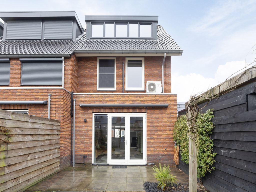 Karel Appellaan 51, Rhoon