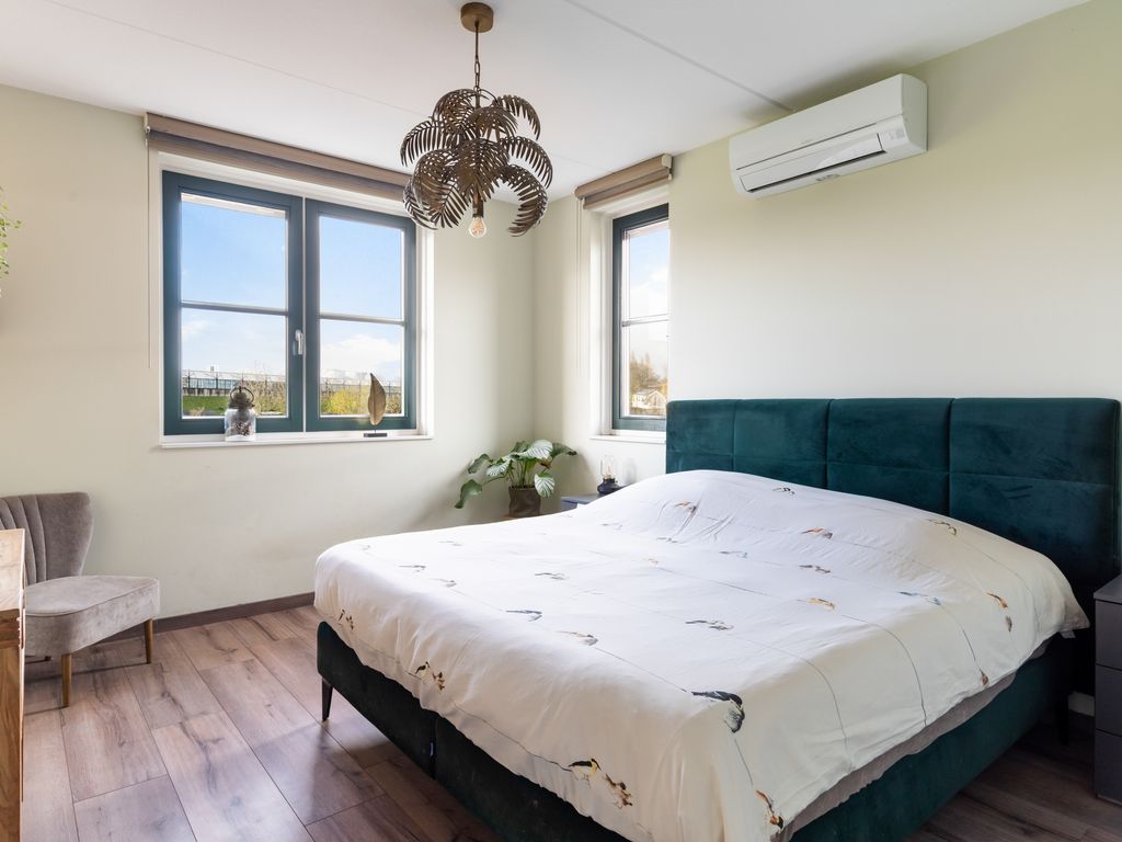 Vermaetweg 81, Pernis