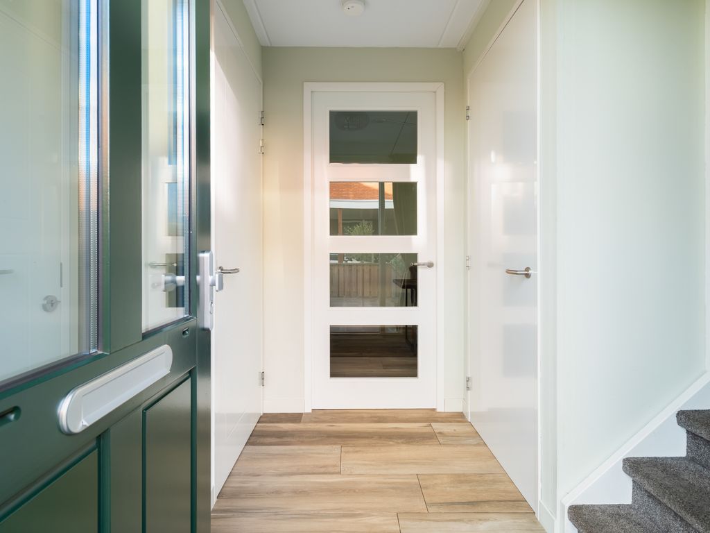 Vermaetweg 81, Pernis