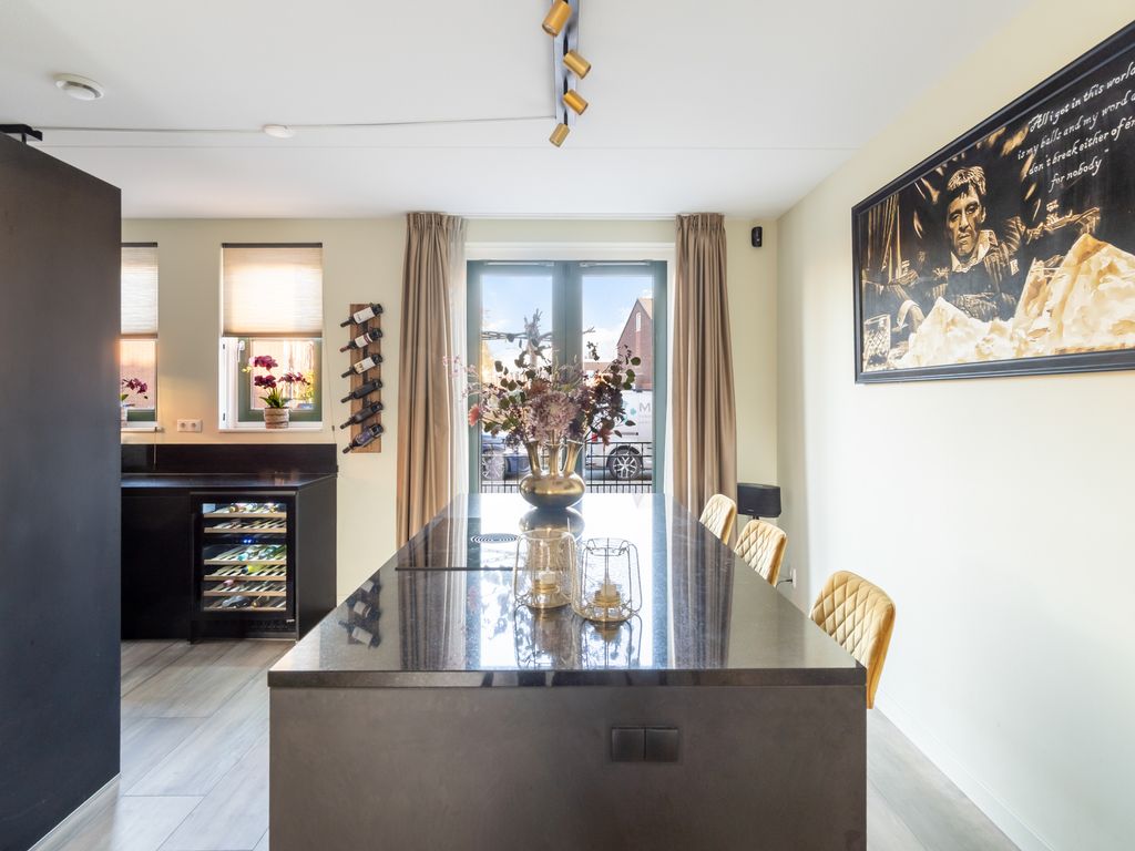 Vermaetweg 81, Pernis