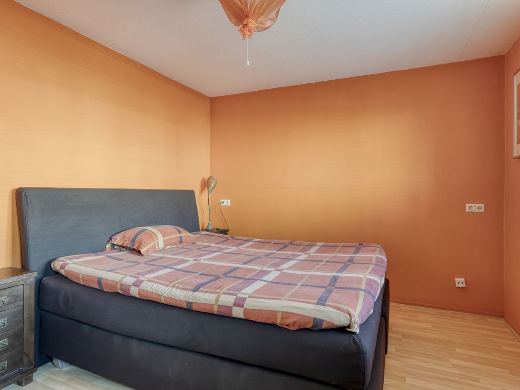 Oesterbank 15, Rhoon