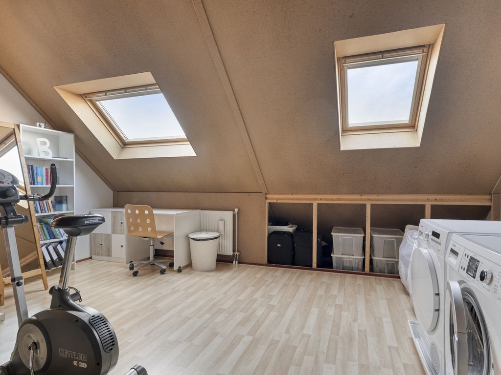 Oesterbank 15, Rhoon