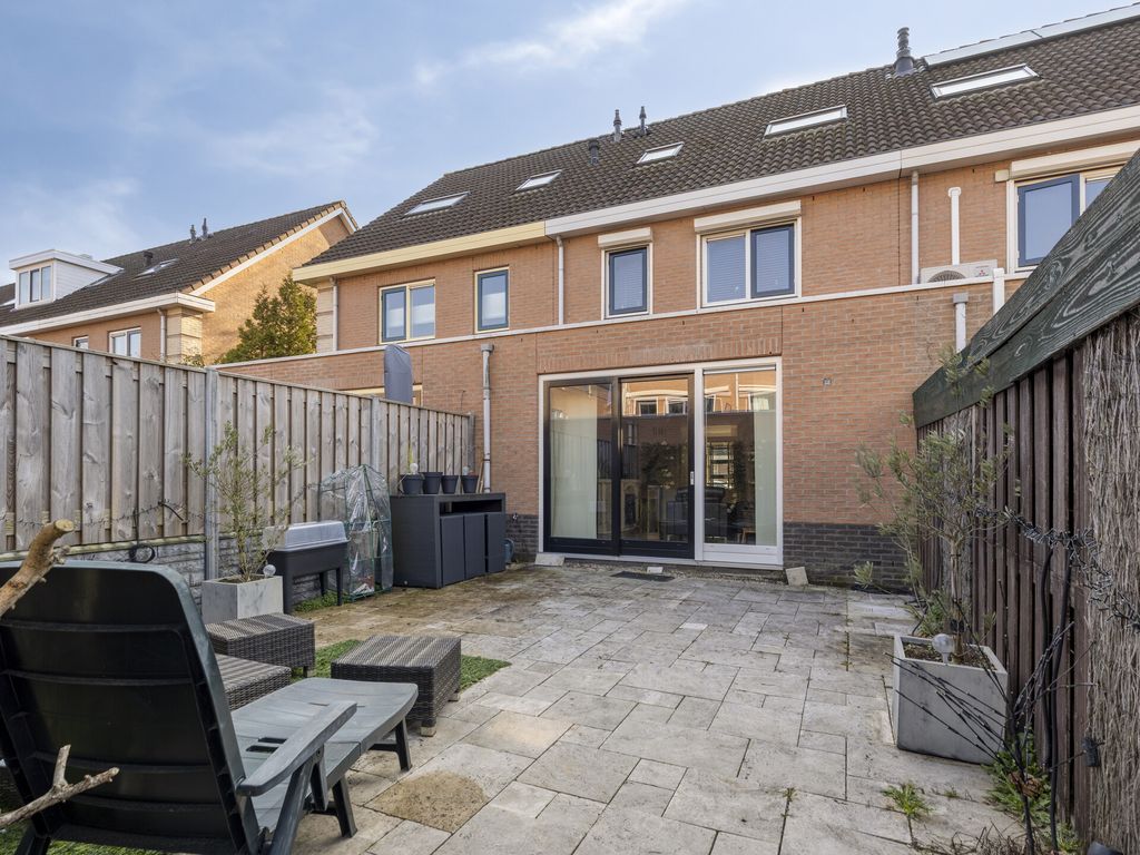 Oesterbank 15, Rhoon