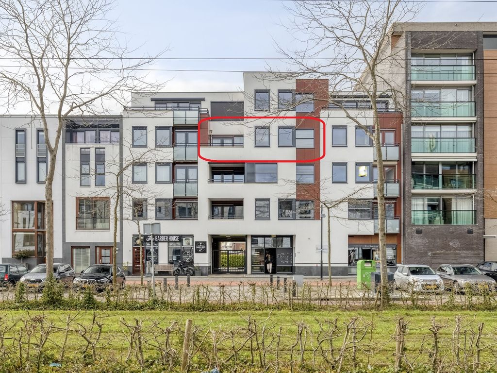 Avenue Carnisse 98, Barendrecht