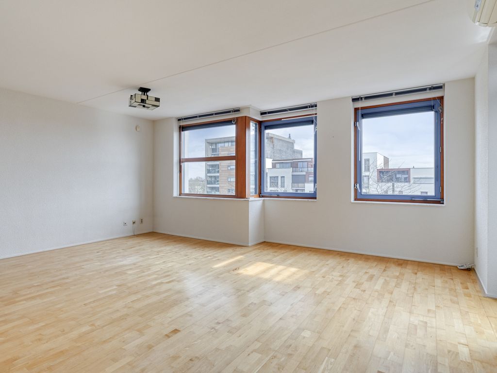 Avenue Carnisse 98, Barendrecht