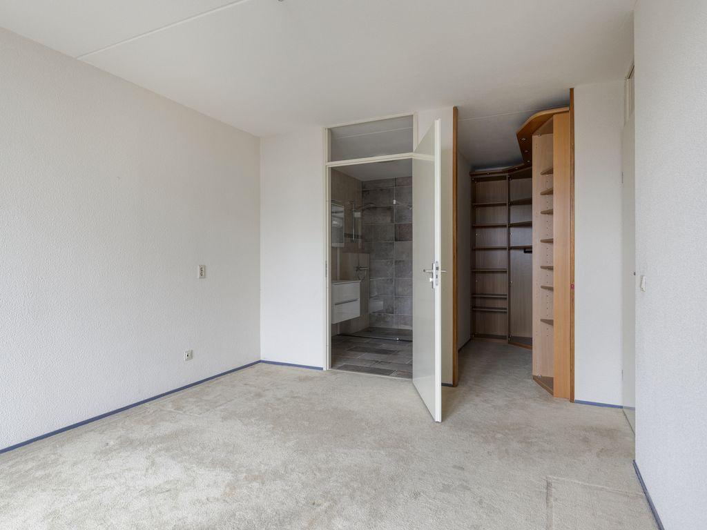 Avenue Carnisse 98, Barendrecht