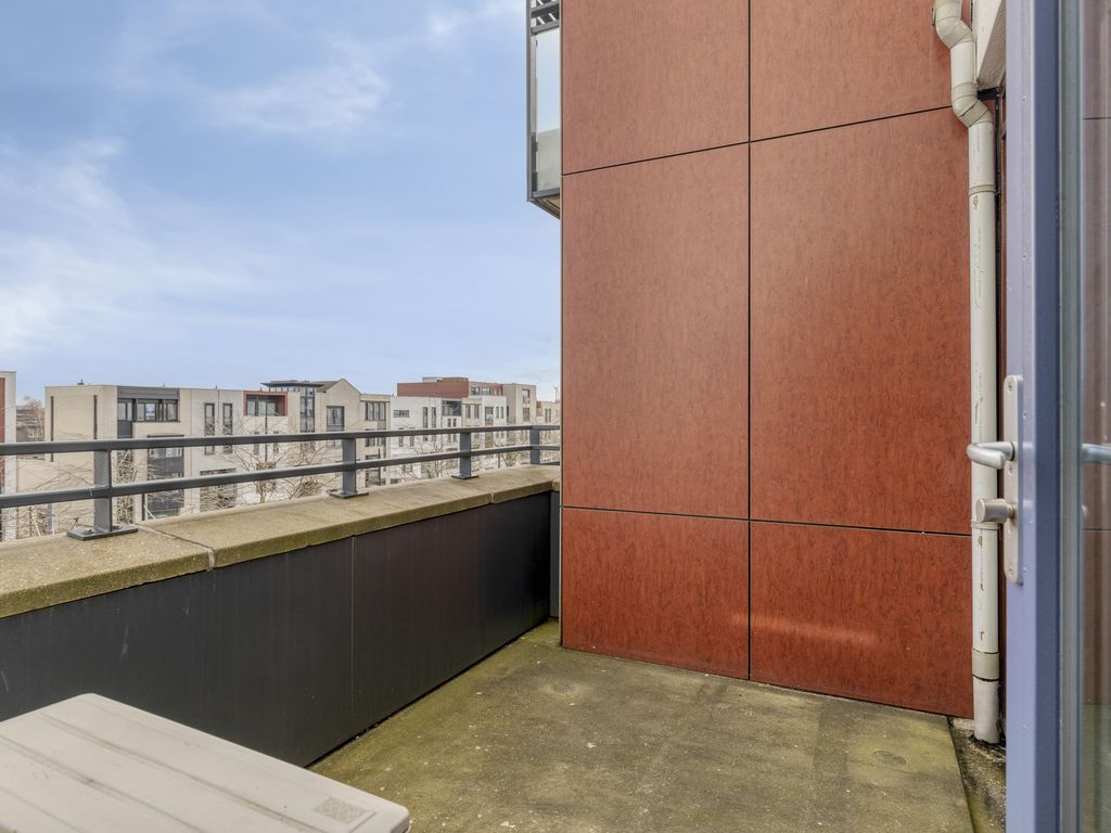 Avenue Carnisse 98, Barendrecht