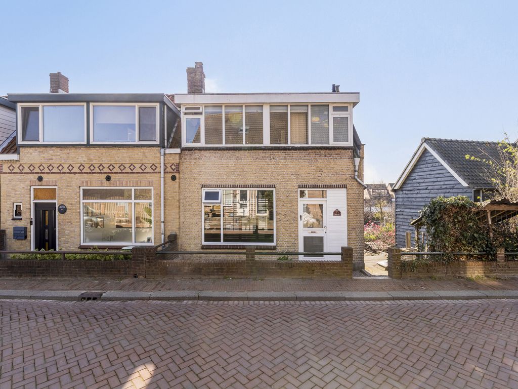 Pastoriedijk 490, Pernis
