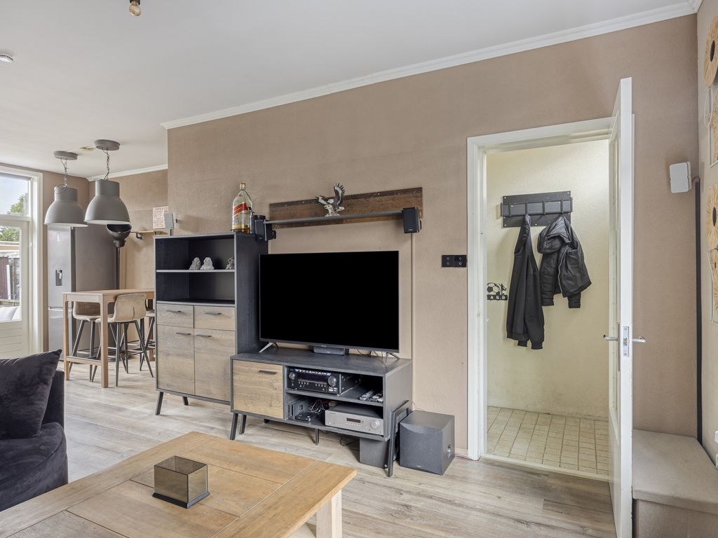 Murraystraat 25, Pernis