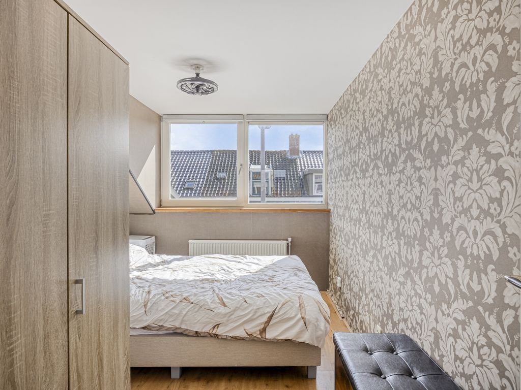 Murraystraat 25, Pernis