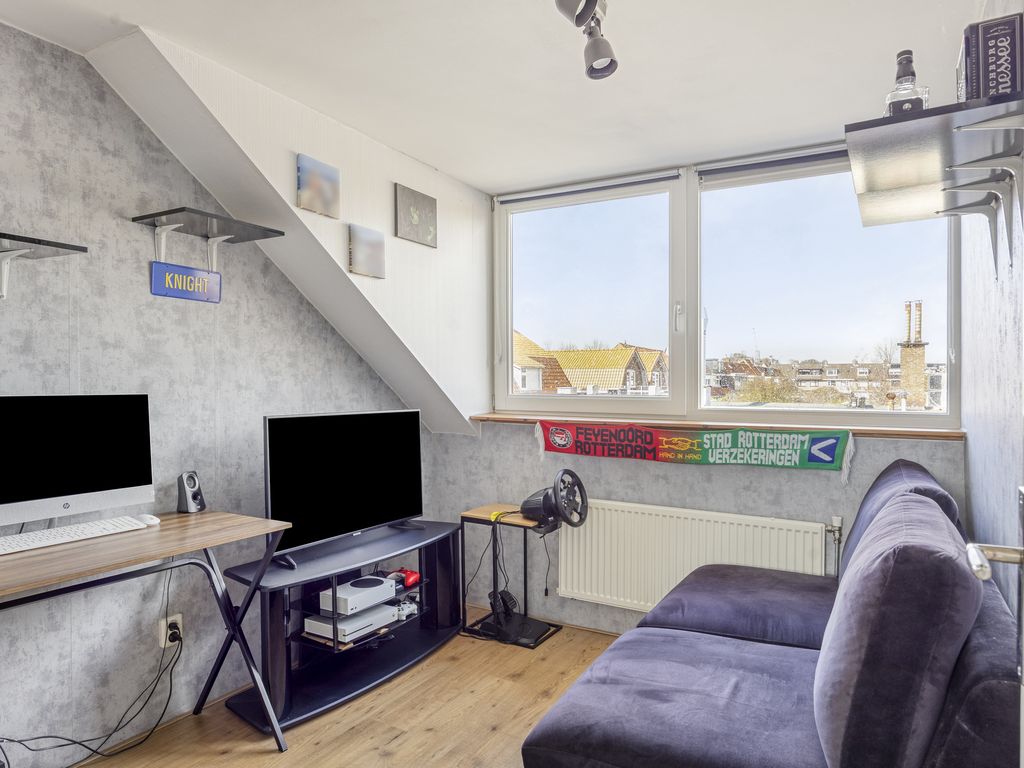 Murraystraat 25, Pernis