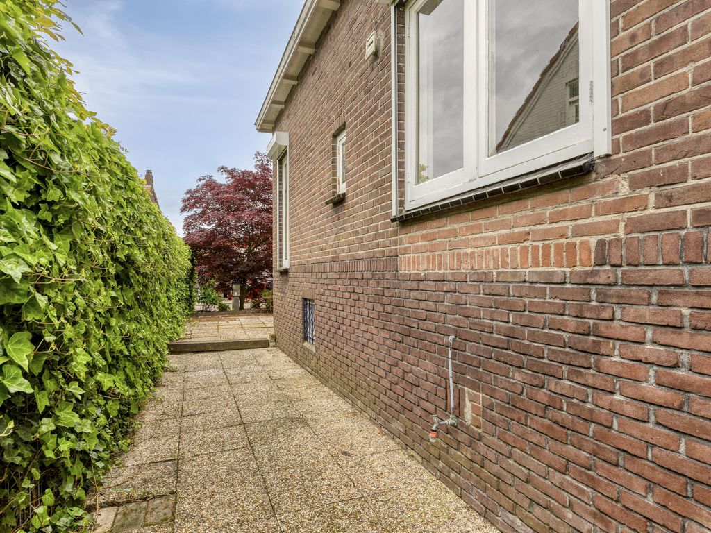 Duivelandstraat 10, Rhoon