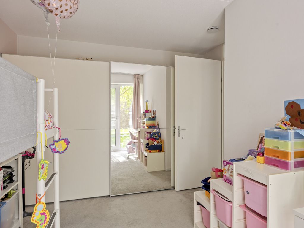Haifaweg 67, Hoogvliet