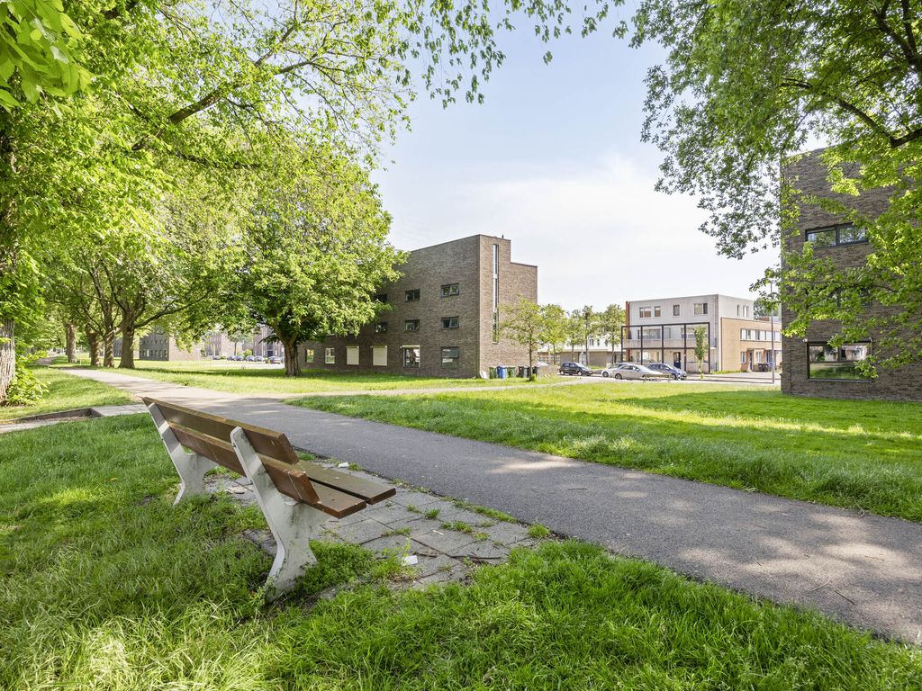 Haifaweg 67, Hoogvliet