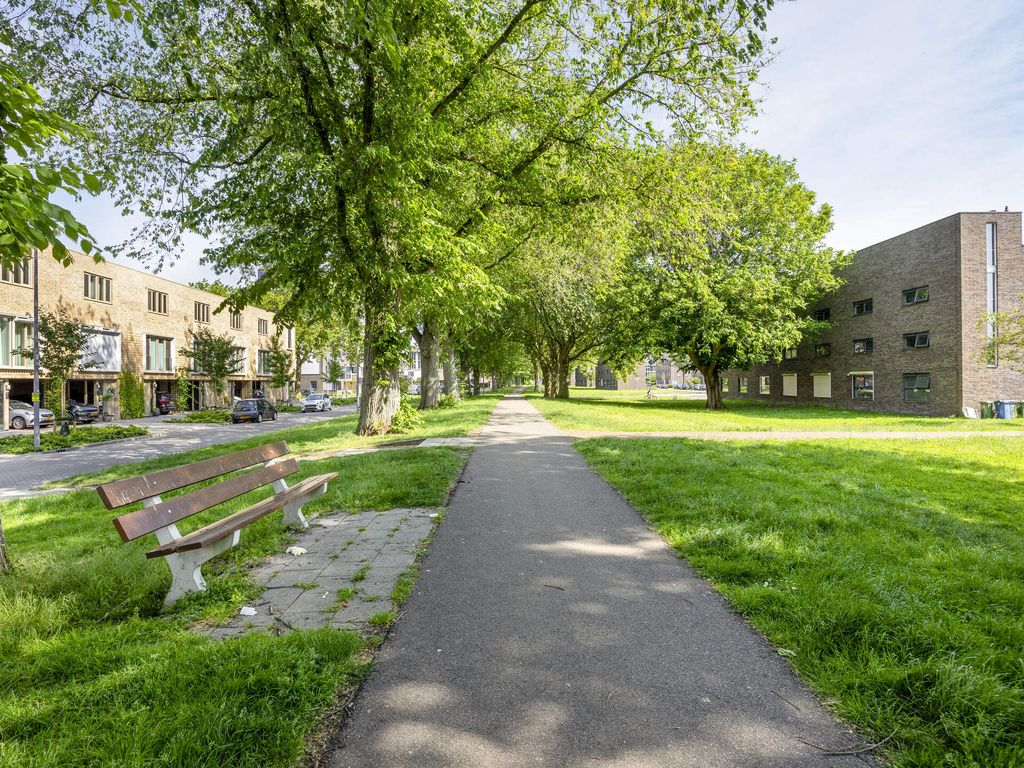 Haifaweg 67, Hoogvliet