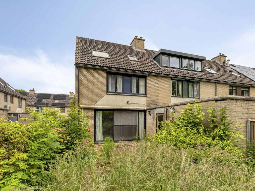 Nachtegaal 12, Hoogvliet