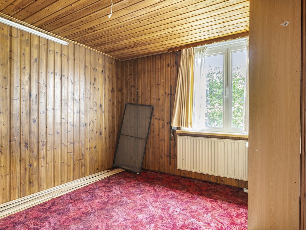 Nachtegaal 12, Hoogvliet