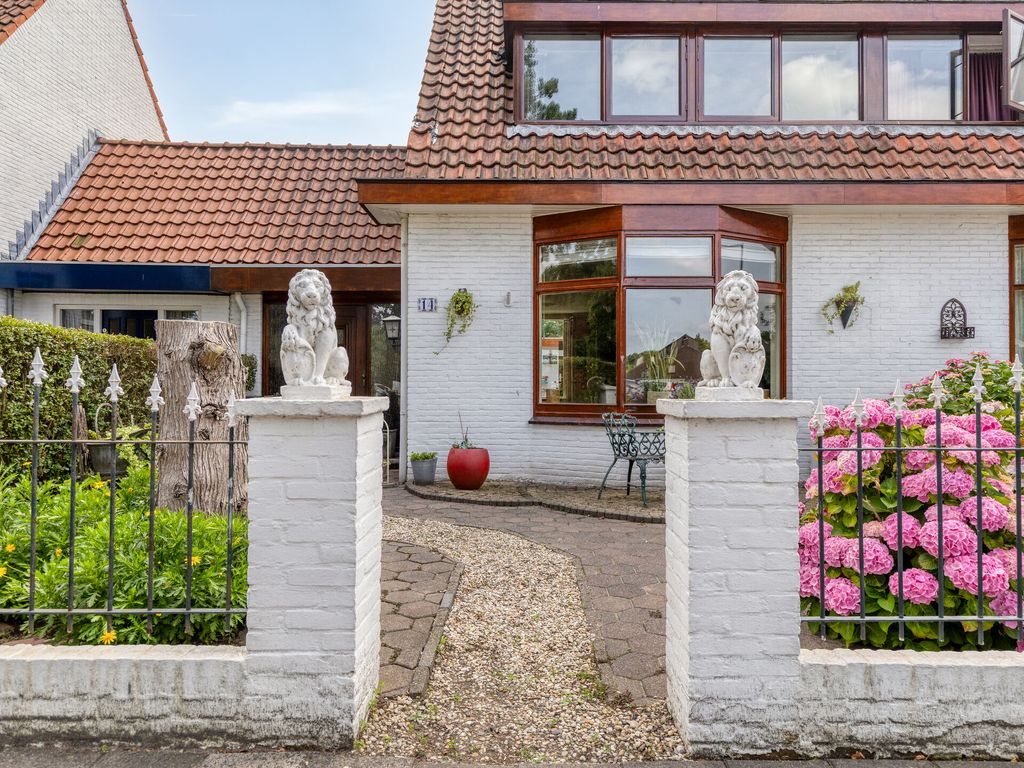 Oude Wal 14, Hoogvliet
