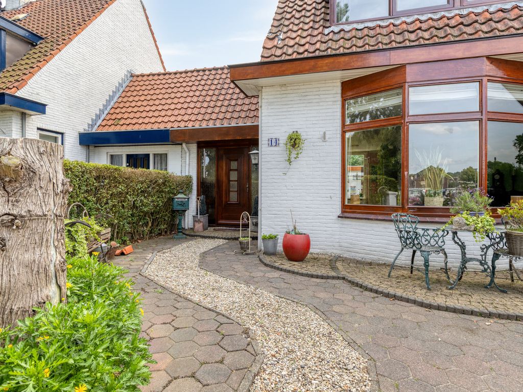 Oude Wal 14, Hoogvliet