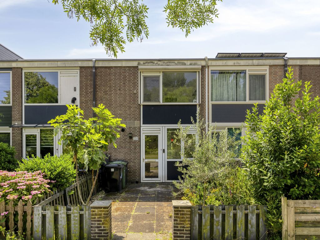 Oudelandseweg 258, Hoogvliet