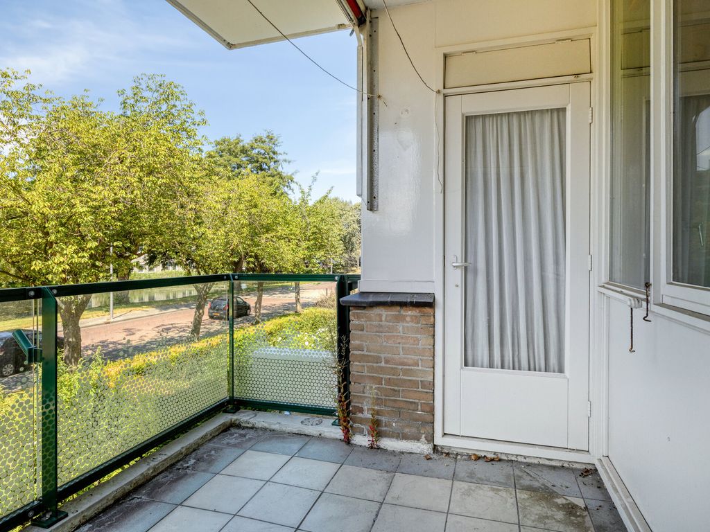 Rembrandtsingel 37, Rozenburg