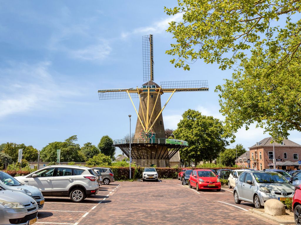 Rembrandtsingel 37, Rozenburg