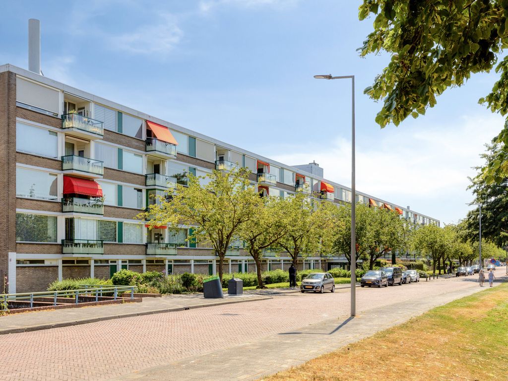 Rembrandtsingel 37, Rozenburg