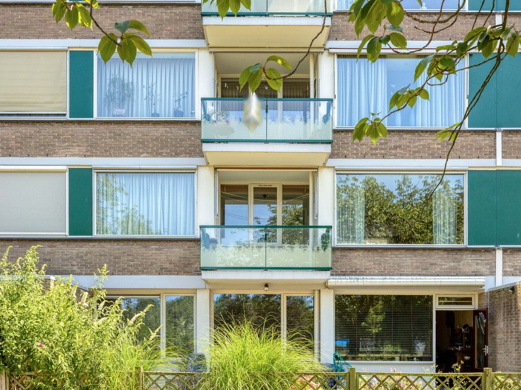 Rembrandtsingel 37, Rozenburg