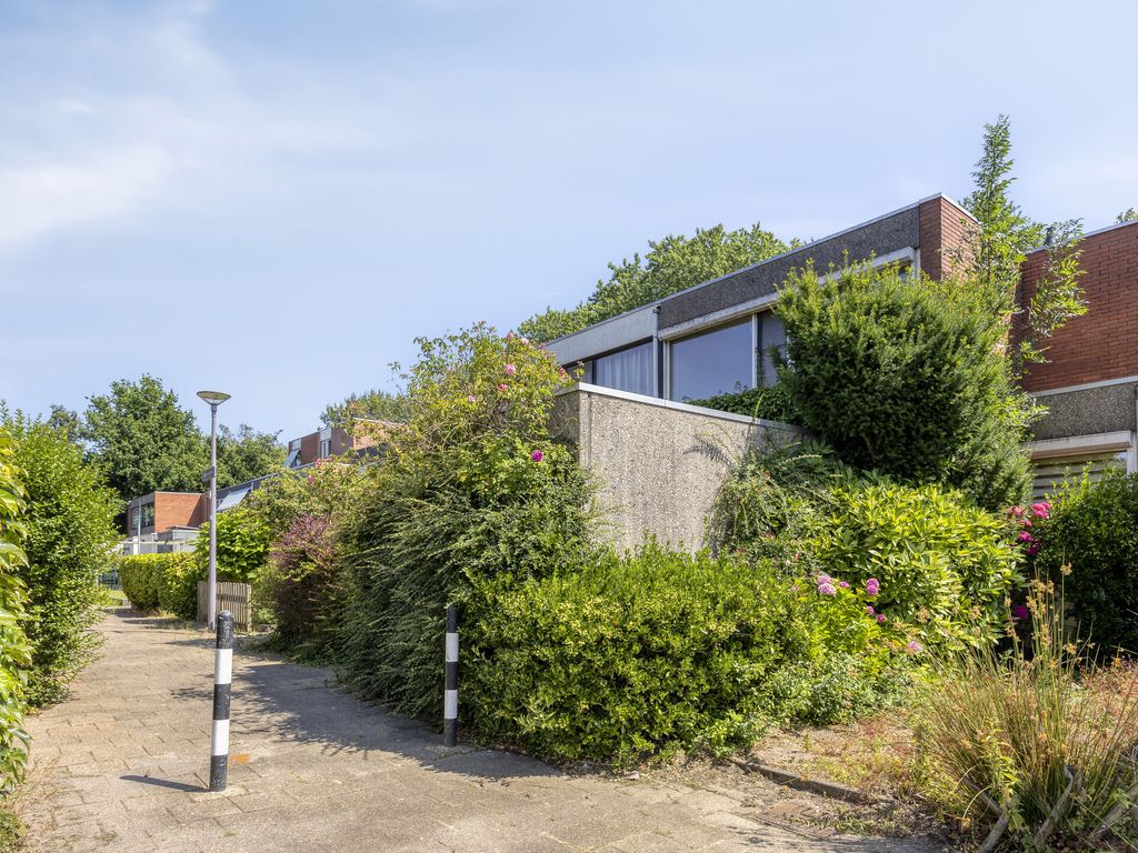 Zilverdistel 24, Rotterdam
