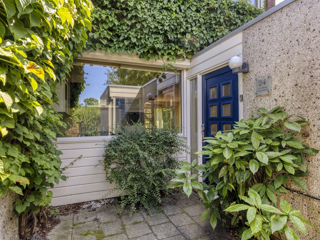Zilverdistel 24, Rotterdam
