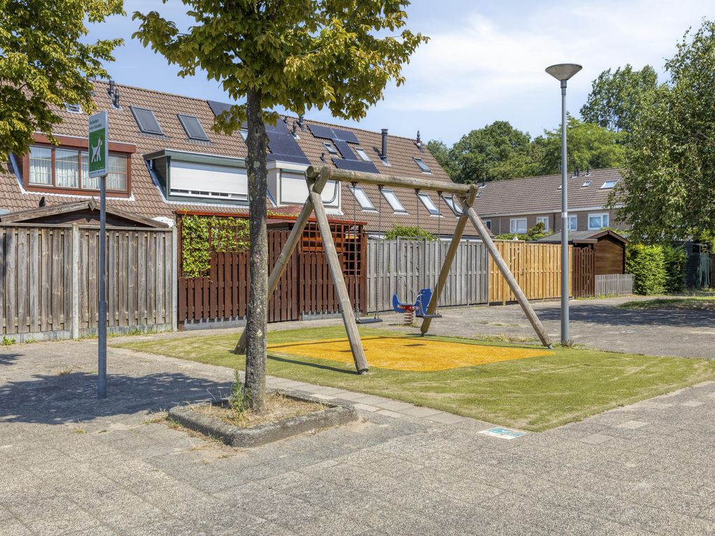 Lisdodde 15, Hoogvliet