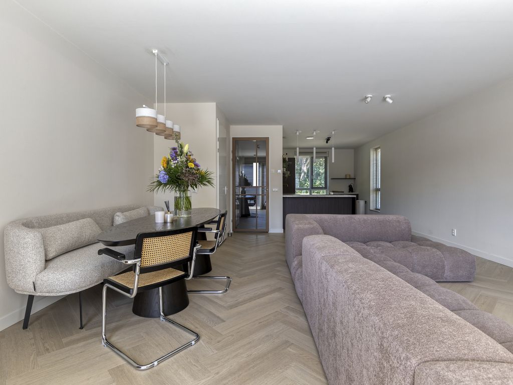 Holwinde 2, Hoogvliet