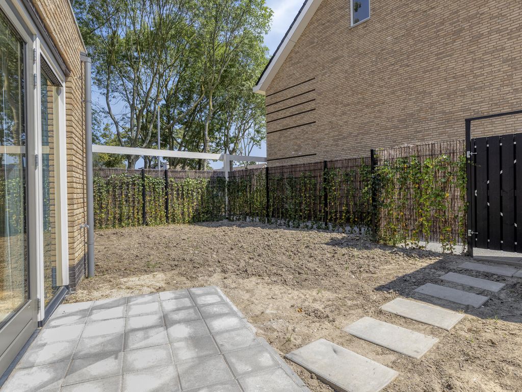Holwinde 2, Hoogvliet