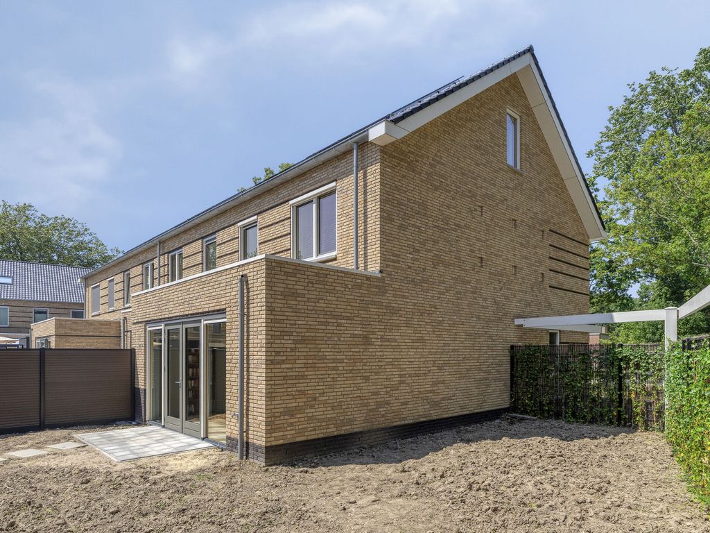 Holwinde 2, Hoogvliet