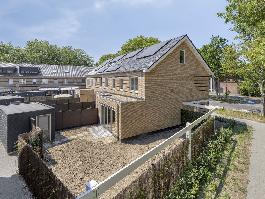 Holwinde 2, Hoogvliet