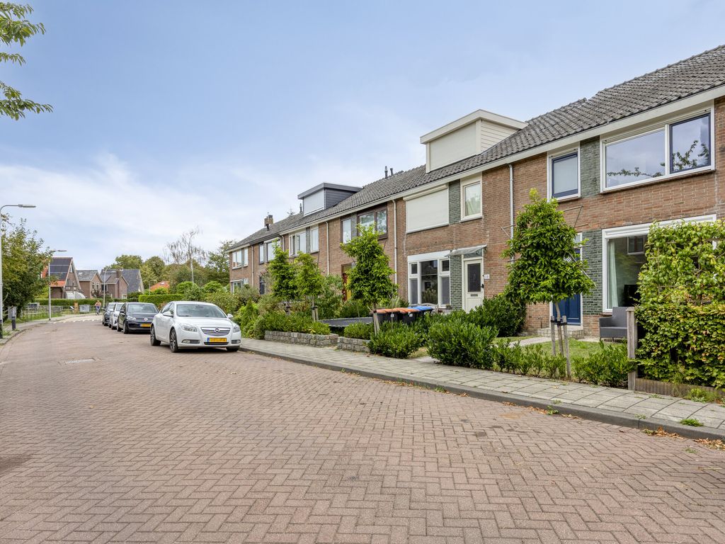 Kerkstraat 16, Poortugaal
