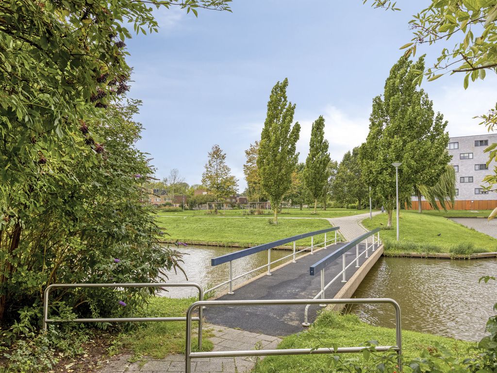 Posweg 235, Hoogvliet