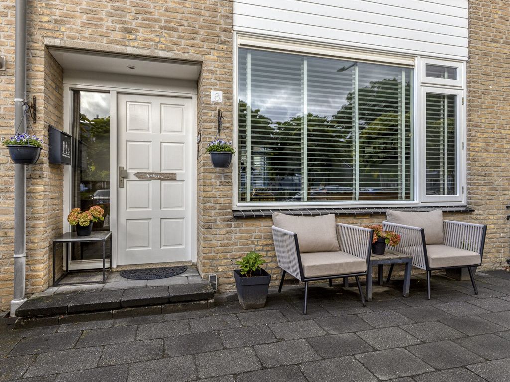 Bongweg 8, Hoogvliet