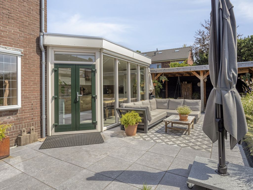 Wilhelmina Geevestraat 38, Poortugaal