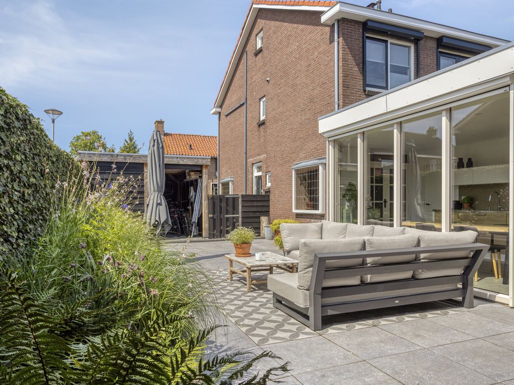 Wilhelmina Geevestraat 38, Poortugaal