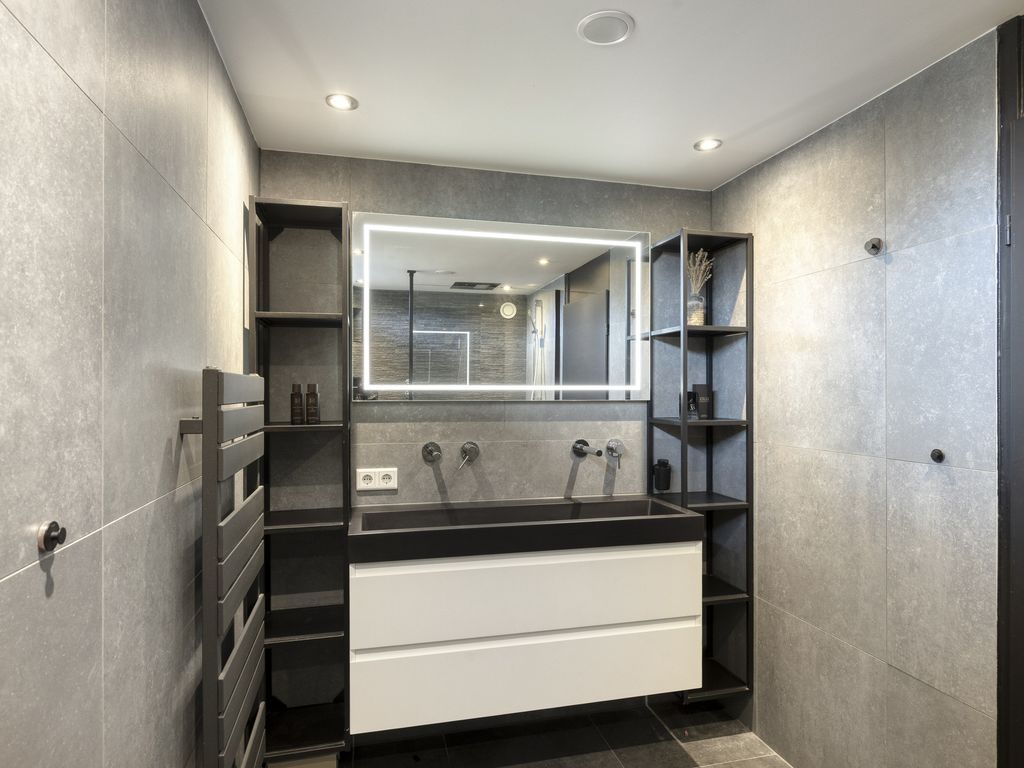 Kapittelhoek 12, Hoogvliet
