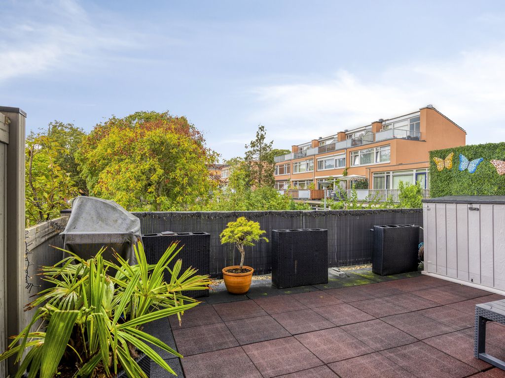 Kapittelhoek 12, Hoogvliet