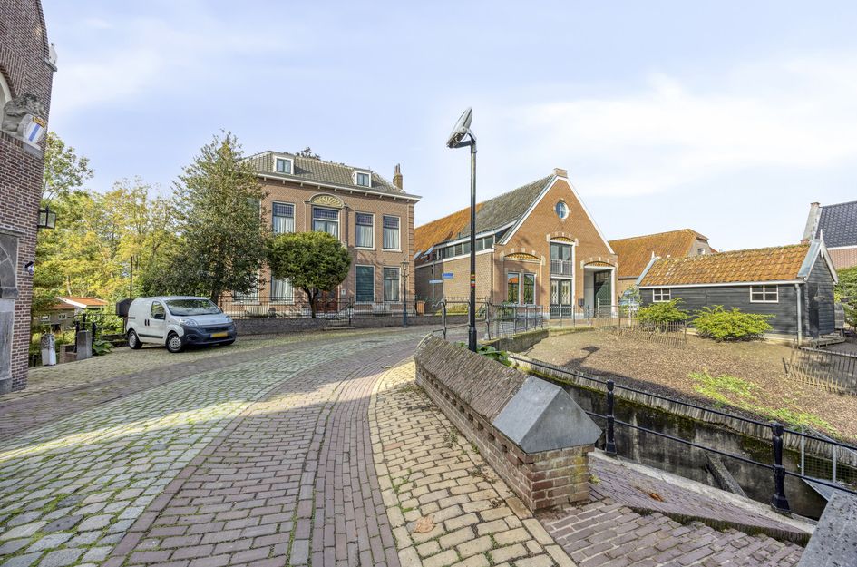 Tolstraat 5