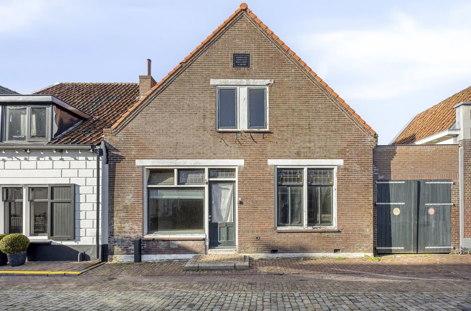 Tolstraat 5