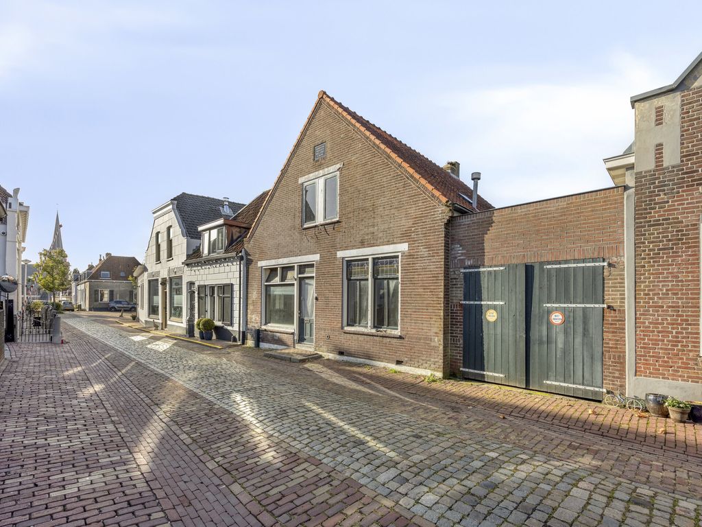 Tolstraat 5, Geervliet
