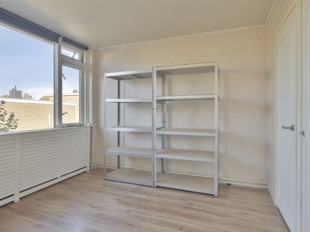 Van Zyll de Jongstraat 92, Pernis