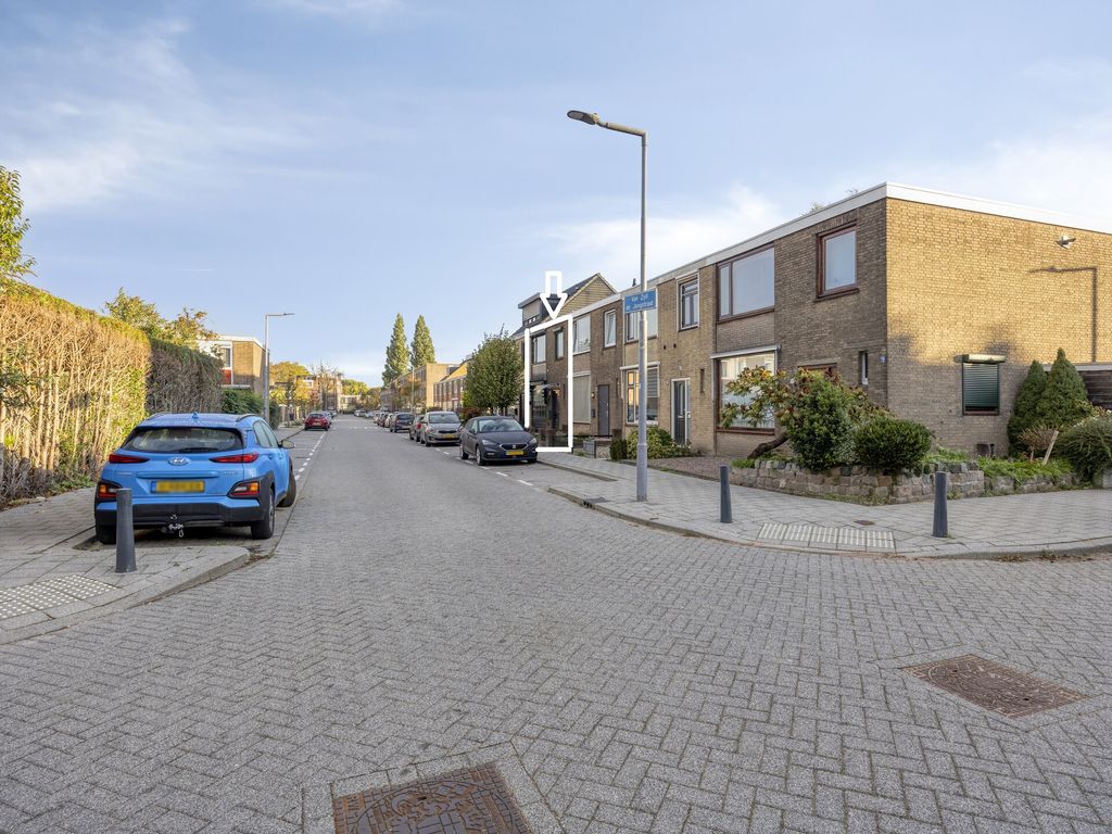 Van Zyll de Jongstraat 92, Pernis