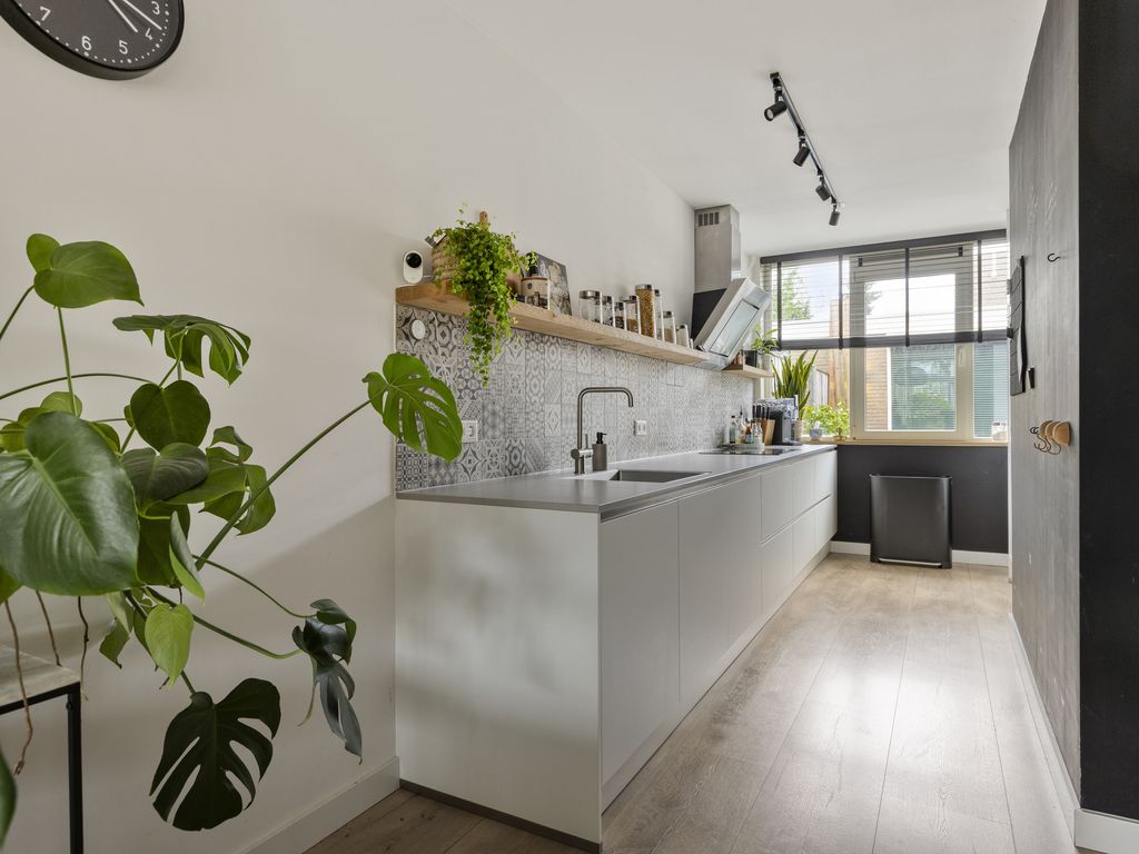 Kaar 67, Hoogvliet